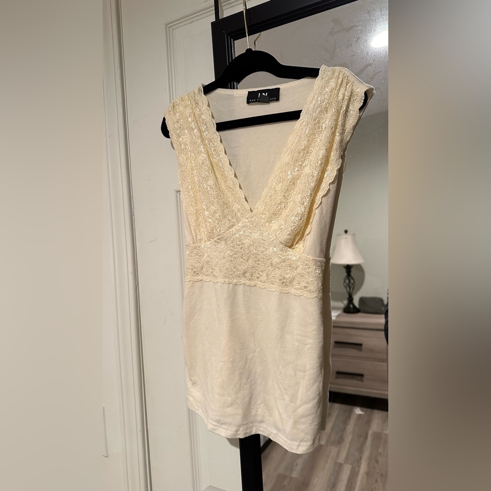 cute 2000s core tank with tie back❗️